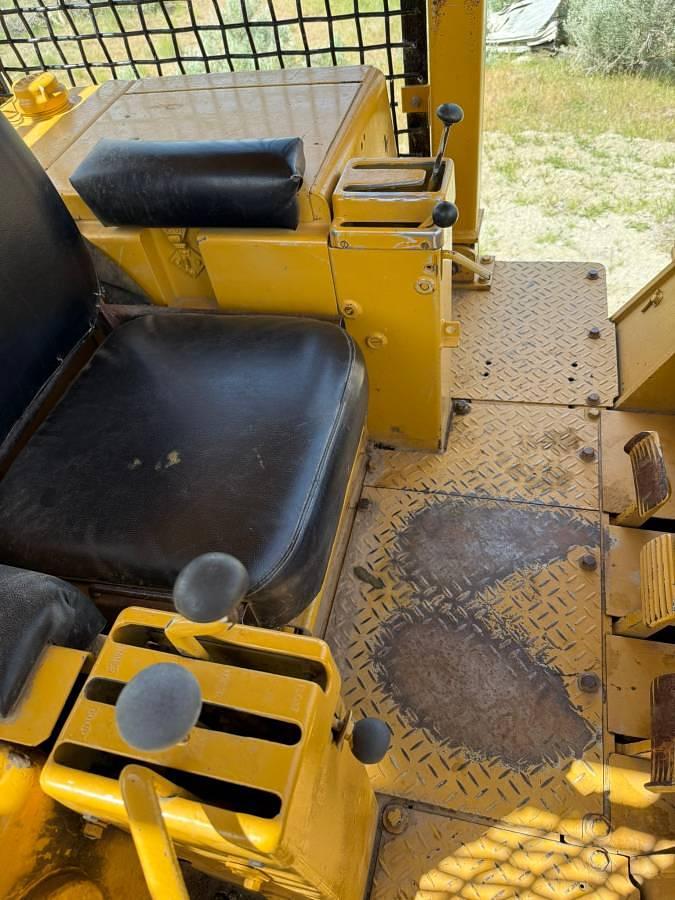 Used Caterpillar 977 Track Loader