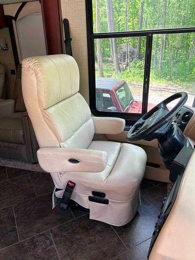 Used 2014 Newmar Ventana 3849