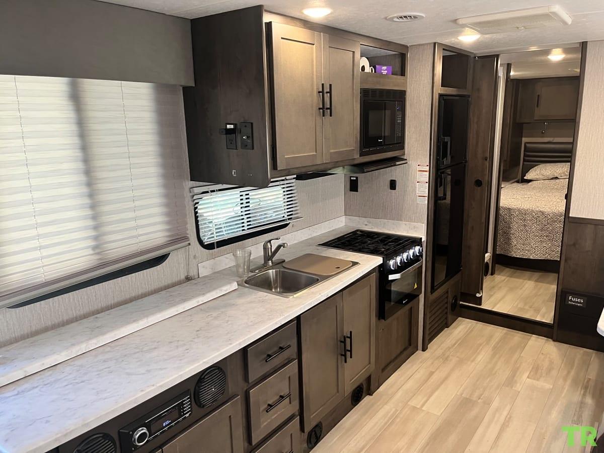 Used 2021 Coachmen Leprechaun Class C Motorhome