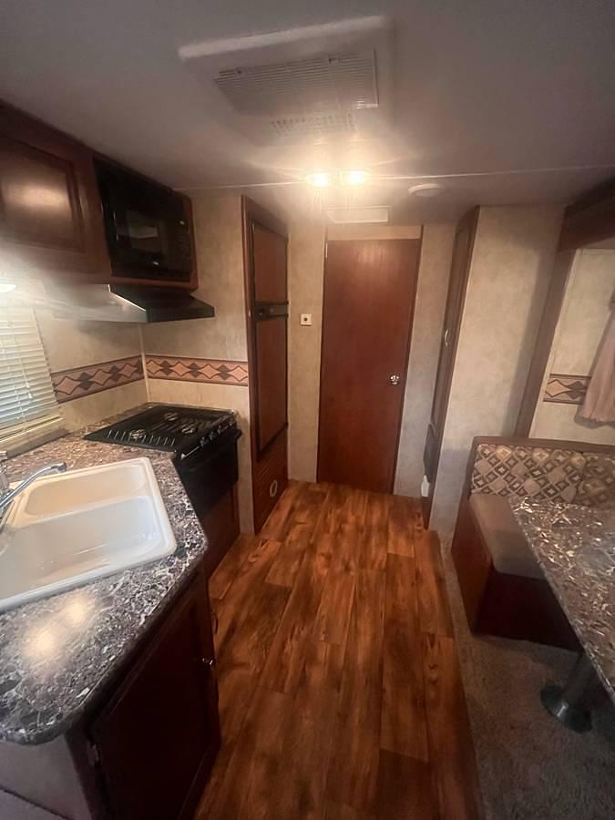 Used 2014 Keystone Passport 2250RB