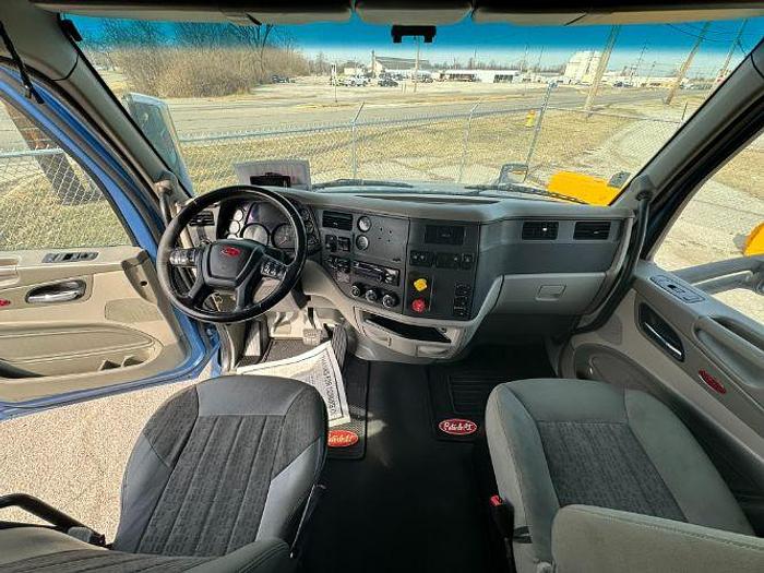 Used 2019 Peterbilt 579