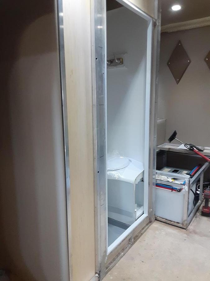 Used 2000 Kenworth W900 Conventional Sleeper Semi