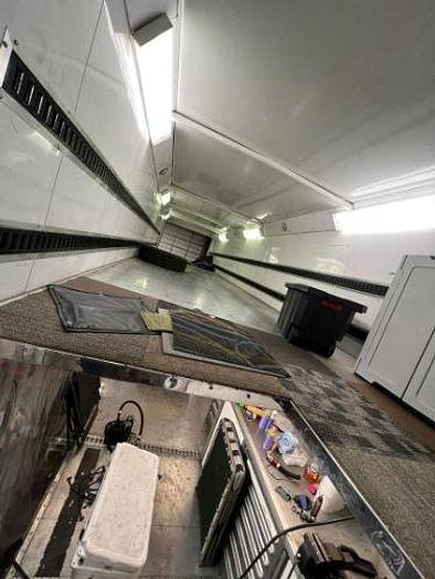 Used 2020 International LT625 2004 53' Stacker Trailer