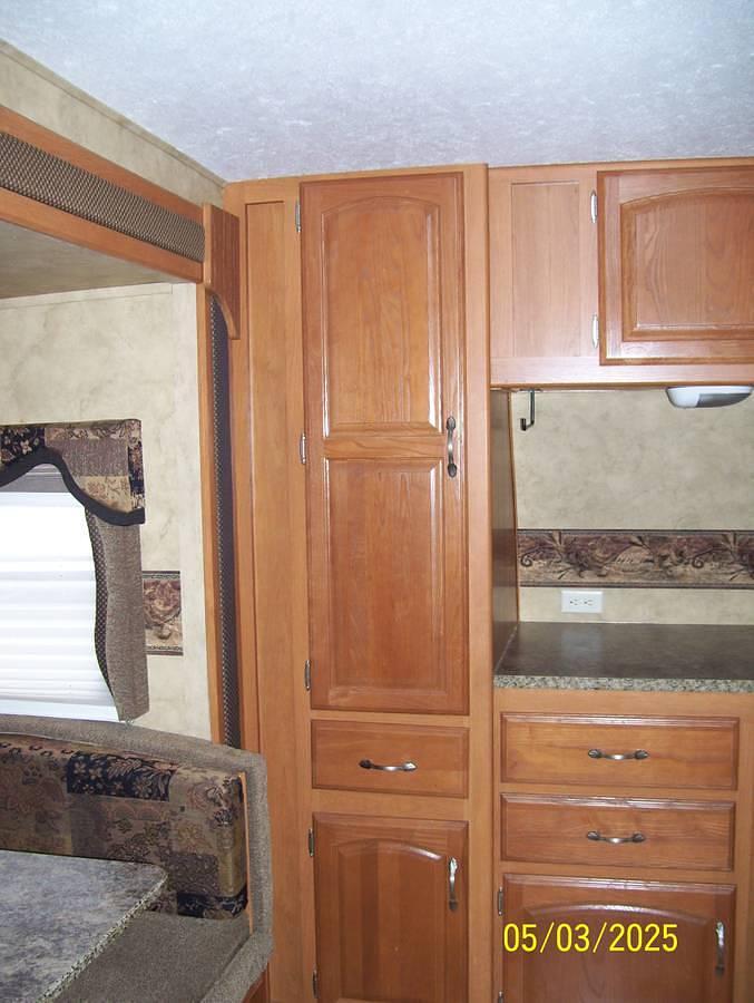 Used 2010 Keystone Cougar Travel Trailer