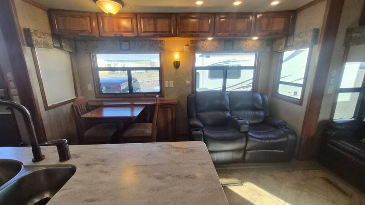 Used 2015 DRV Mobile Suites 43 Atlanta Fifth Wheel