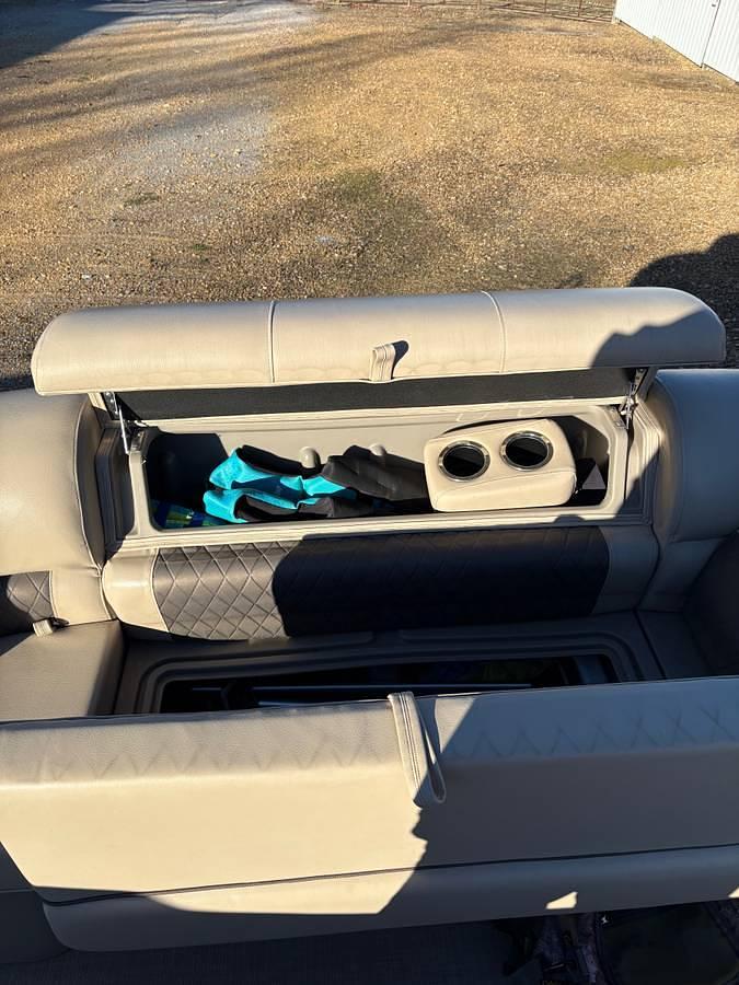 Used 2020 Suntracker Pontoon Sport Fish Deluxe