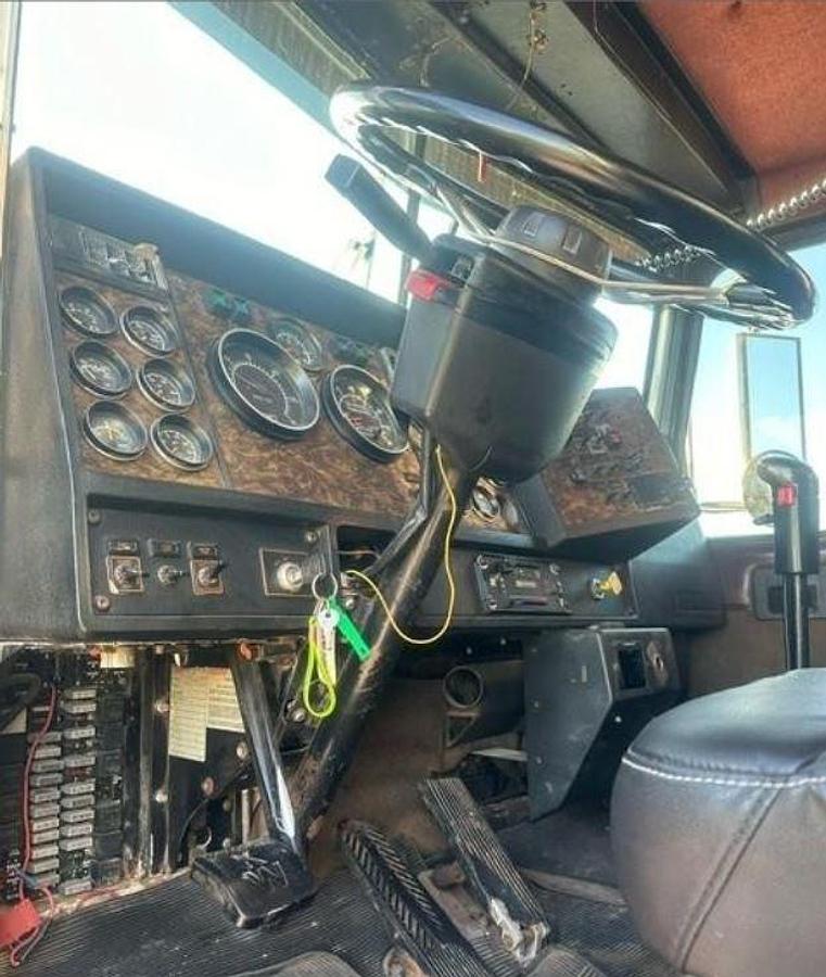 Used 1998 Kenworth T800