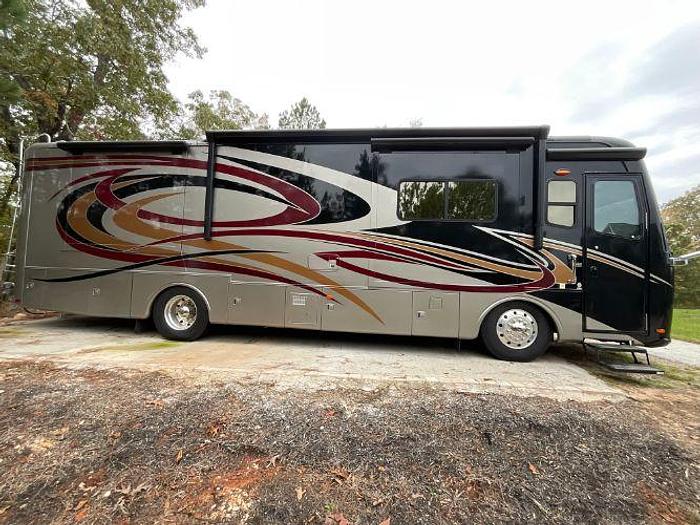 Used 2012 Monaco KNIGHT 36PFT