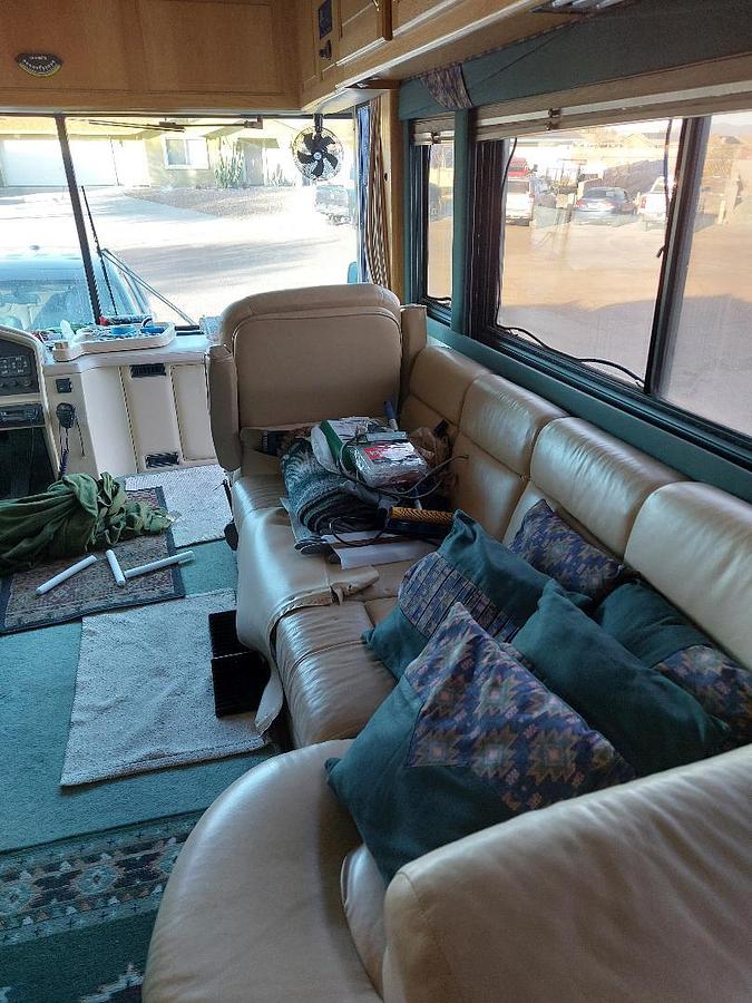 Used 1997 Country Coach Intrigue Class A Motorhome