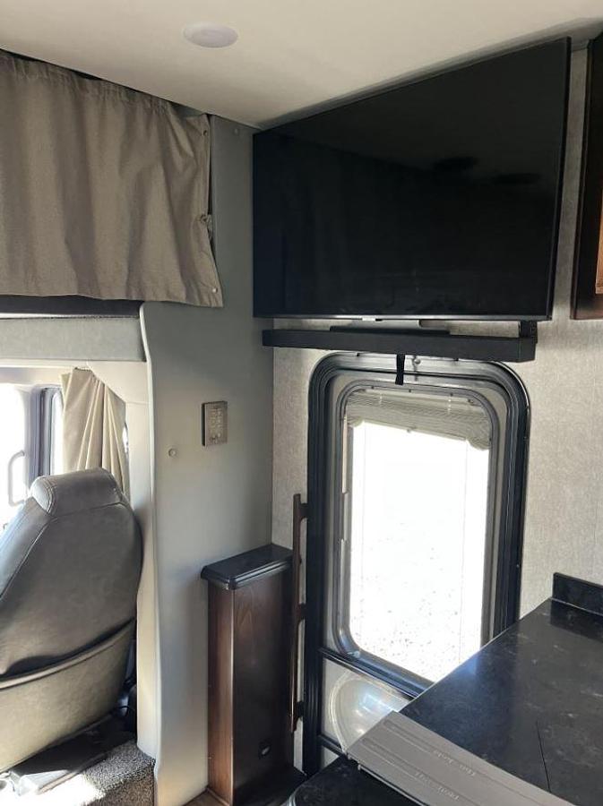 Used 2022 Renegade Verona VSB36