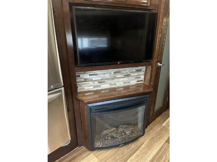 Used 2019 Forest River Georgetown XL 369DS