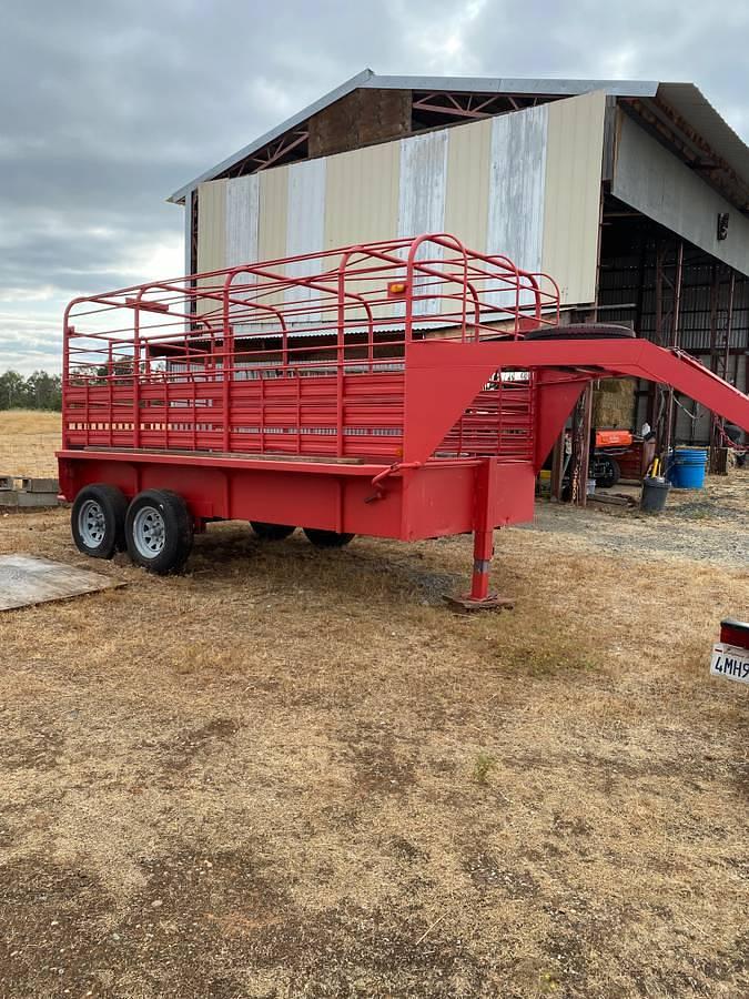 Used 1989 Gooseneck Stock Trailer