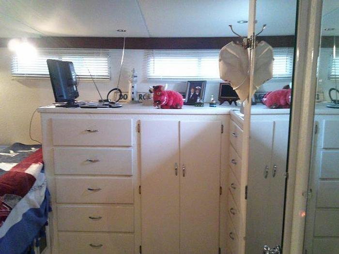 Used 1996 Pacemaker Flybridge 53