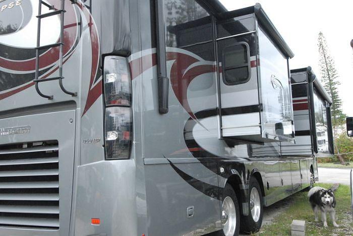 Used 2015 Winnebago Ellipse 42QD