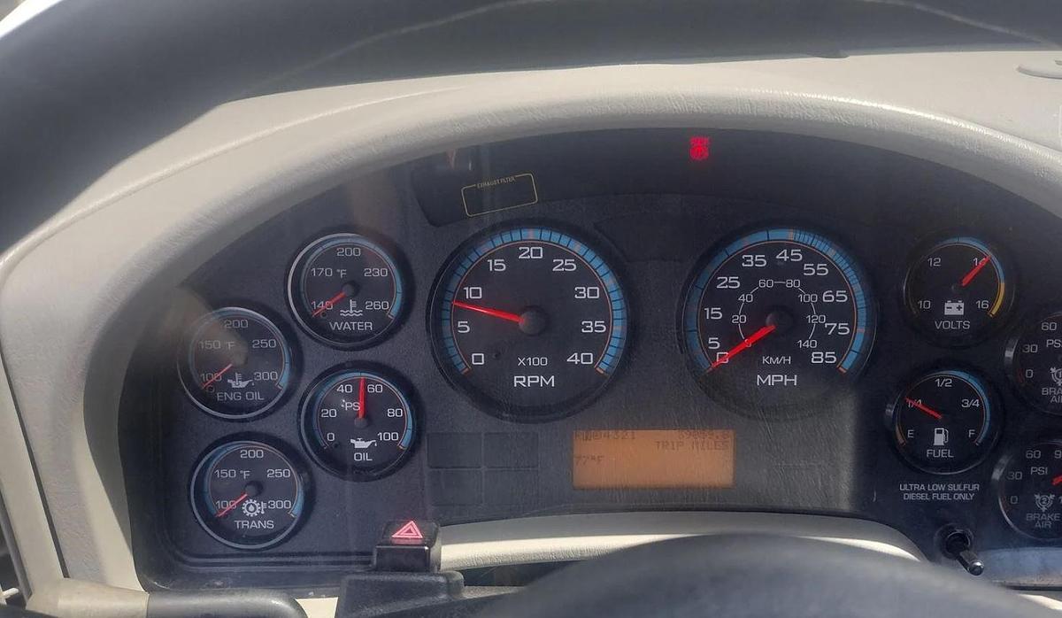 Used 2014 INTERNATIONAL WORKSTAR 7500 Cab and Chassis