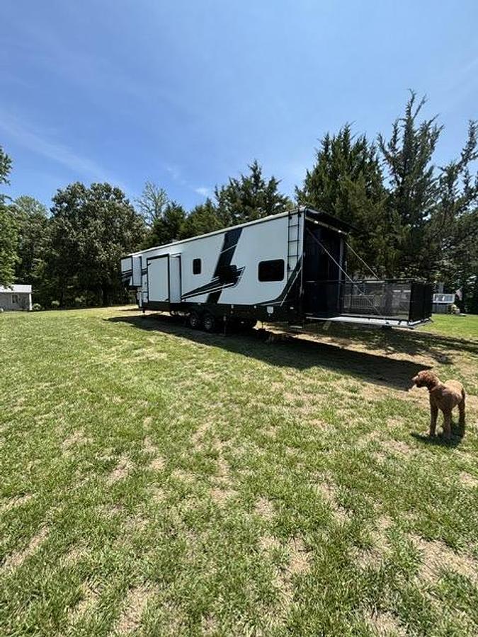 Used 2025 Keystone Fuzion Impact 367