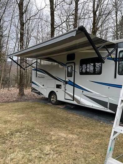 Used 2021 Coachmen Pursuit 27DS