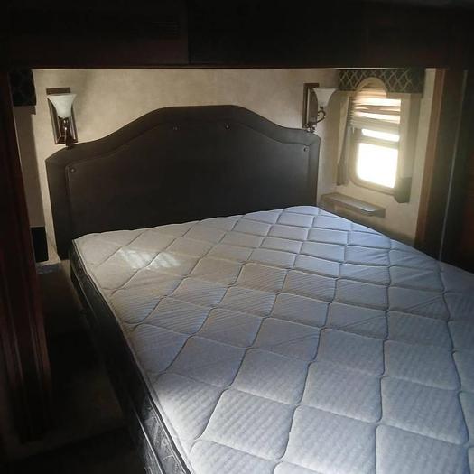 Used 2014 Keystone Montana High Country 3100RL