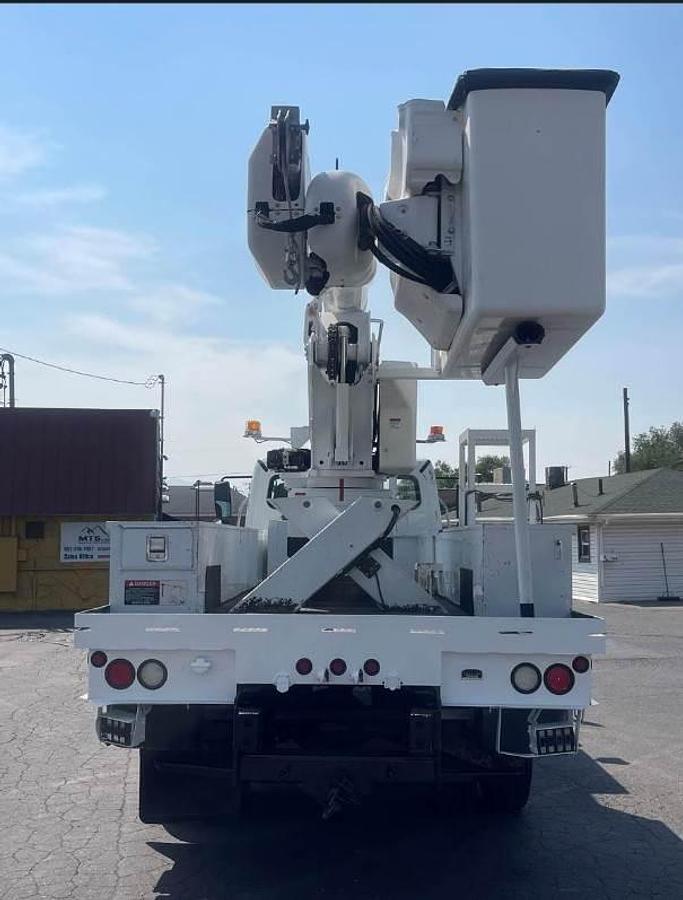 Used 2015 Freightliner M2 106 4x4 Boom