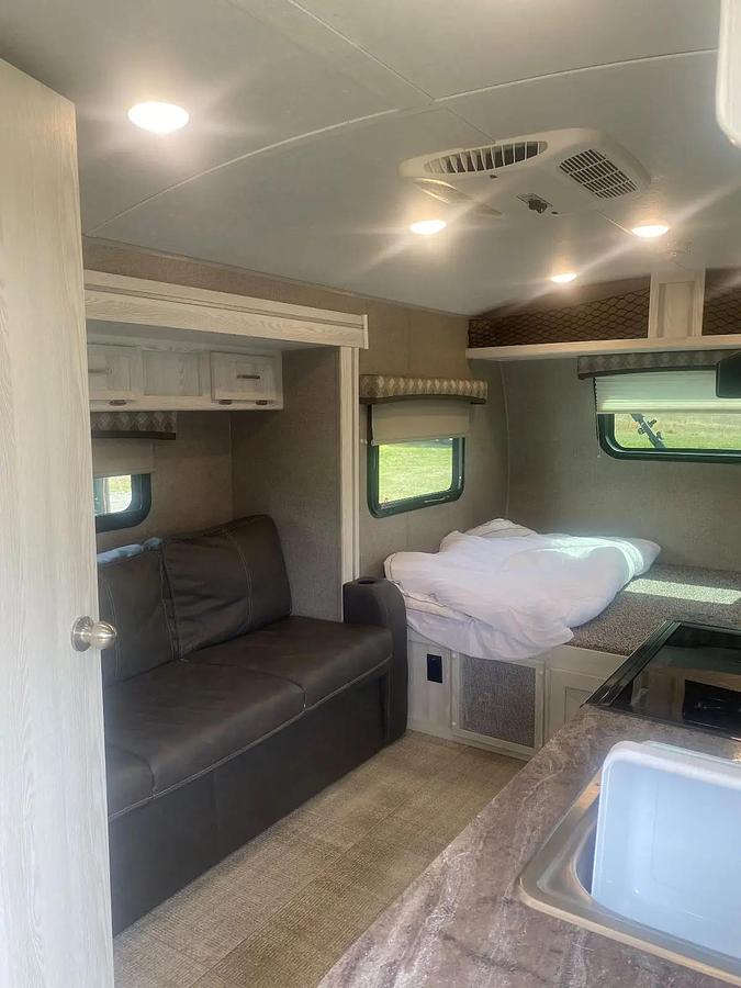 Used 2020 Flagstaff E-Pro 19FBS