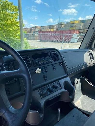Used 2014 Freightliner M2 Box Truck
