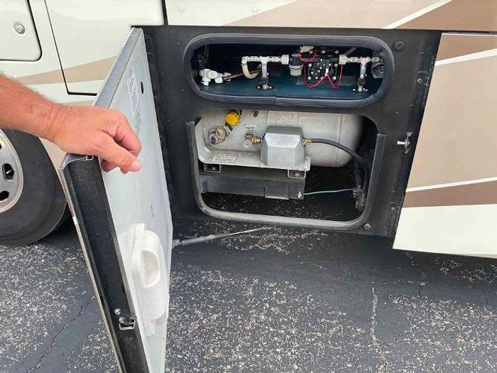 Used 2013 Winnebago Journey 36M