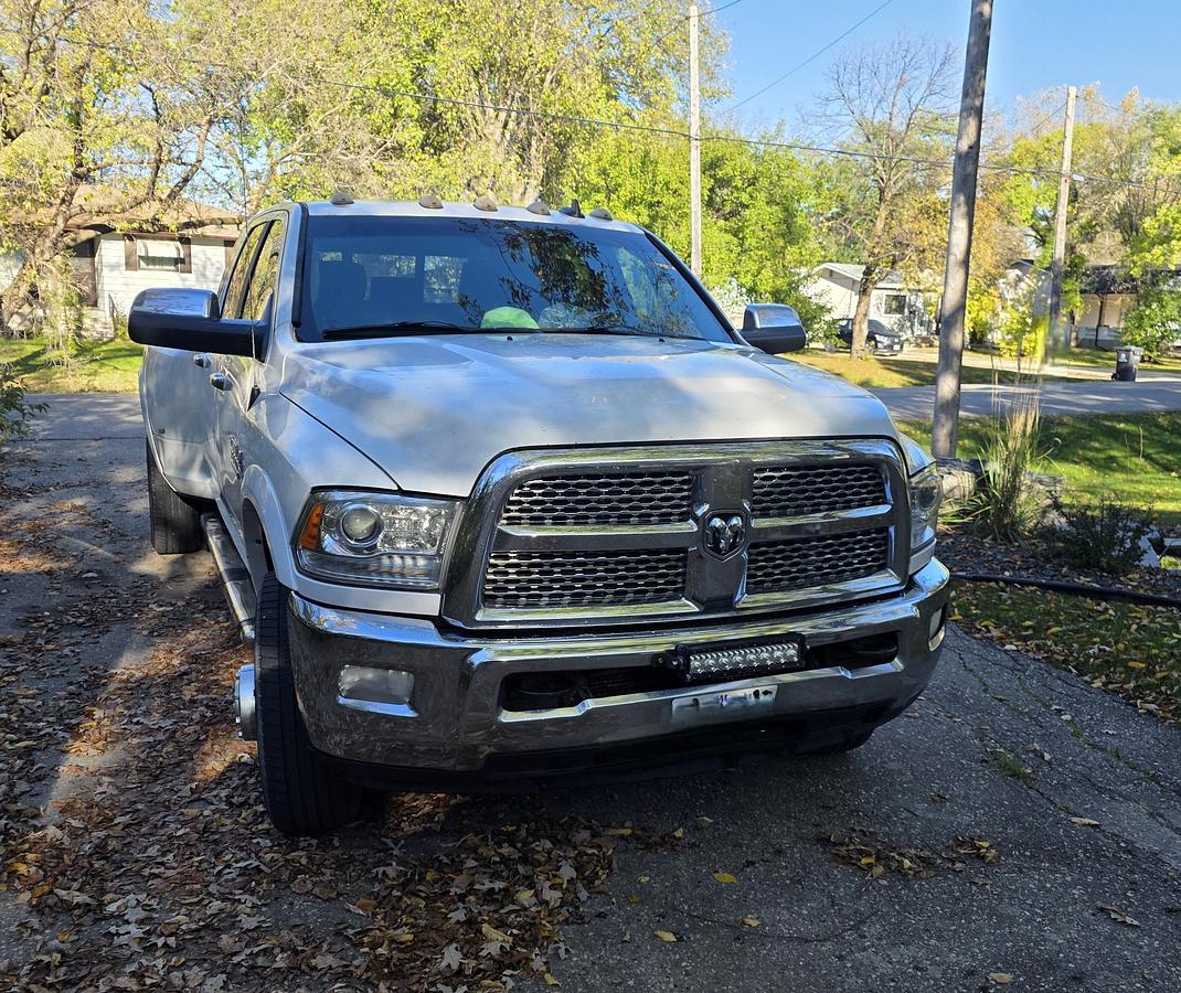 Used  2015 RAM 3500 Laramie Mega Cab 4WD DRW