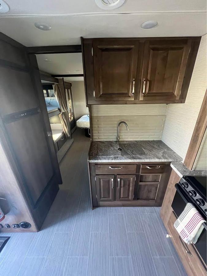 Used 2019 Jayco Greyhawk 31FS
