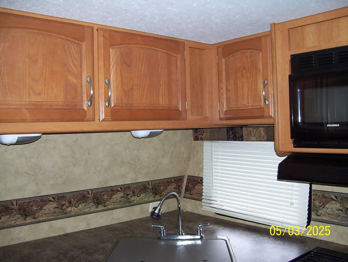 Used 2010 Keystone Cougar Travel Trailer