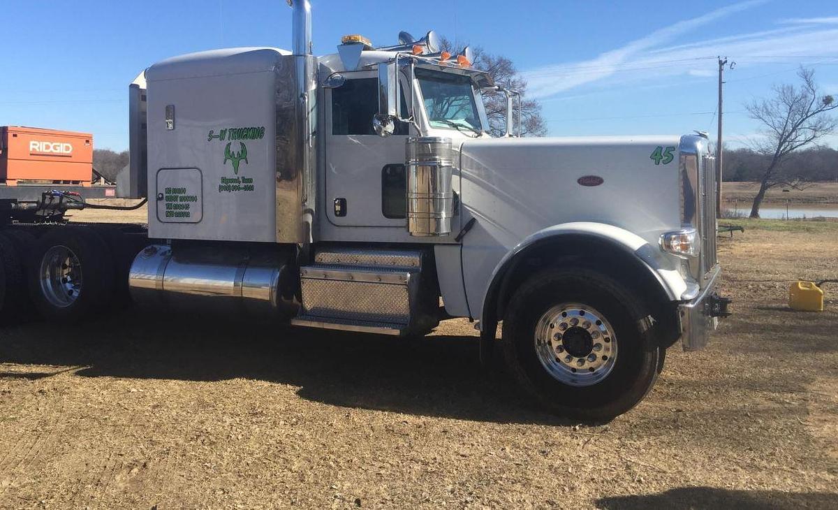 Used 2014 Peterbilt 389 and/or 2019 XL specialized trailer