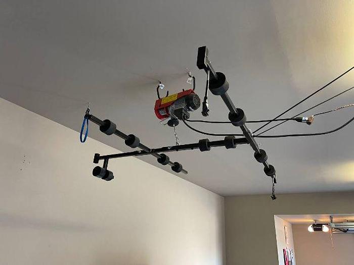 Used 2018 JEEP Wrangler Unlimited Sahara