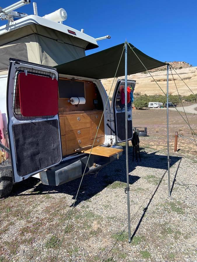 Used 2011 Ford E-350 Econoline