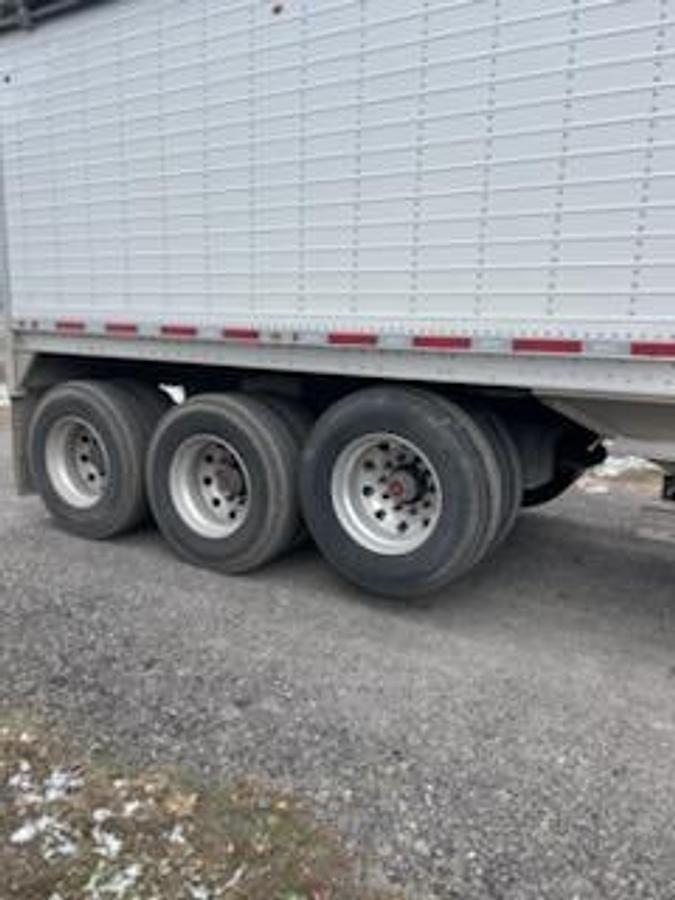 Used 2024 Wilson Super Hopper Trailer