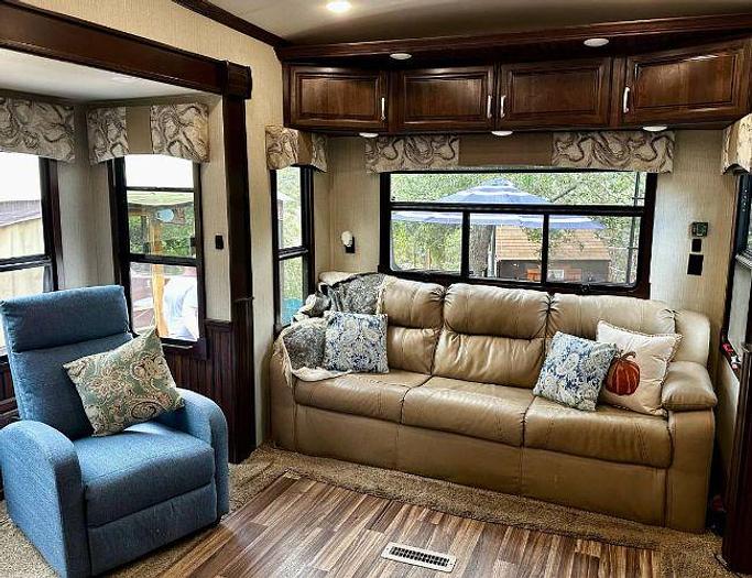 Used 2018 Forest River Cardinal