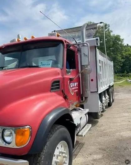 Used 2007 Mack CV Dump Truck
