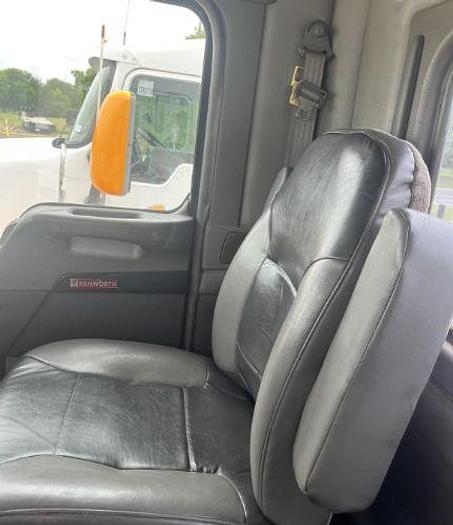 Used 2008 KENWORTH T800