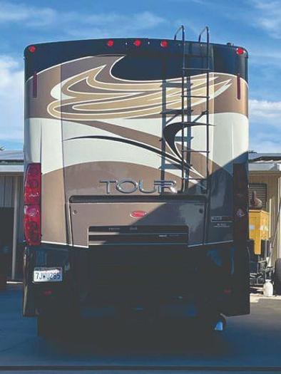 Used 2012 Winnebago TOUR 42QD