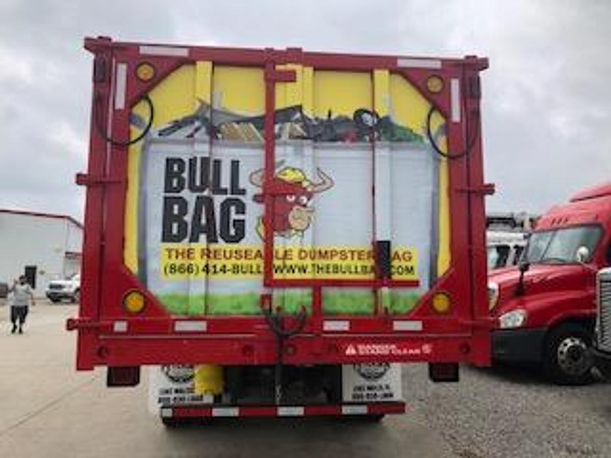 Used 2023 Freightliner Business Class M2 Grapple Truck