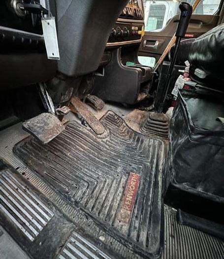 Used 2014 KENWORTH T800