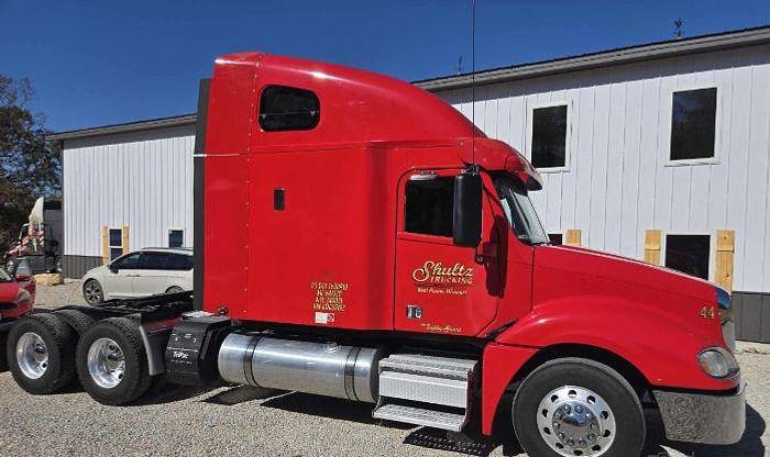 Used 2016 Freightliner COLUMBIA 120