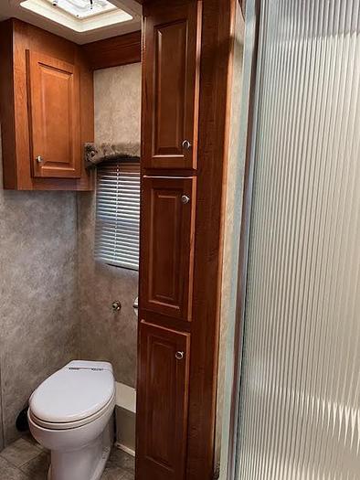 Used 2008 Gulf Stream Yellowstone Country Club Coach Class A Motorhome