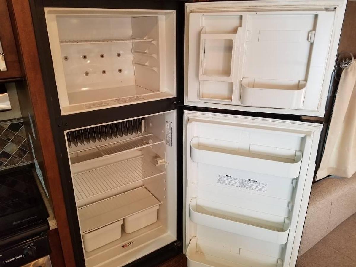 Used 2016 Forest River Vibe Extreme Light Travel Trailer