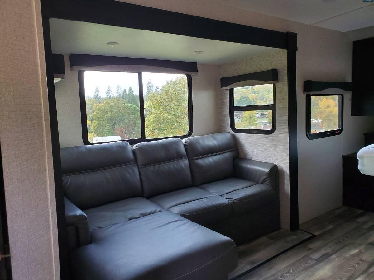 Used 2022 Mesa Ridge S-Lite 23' Travel Trailer