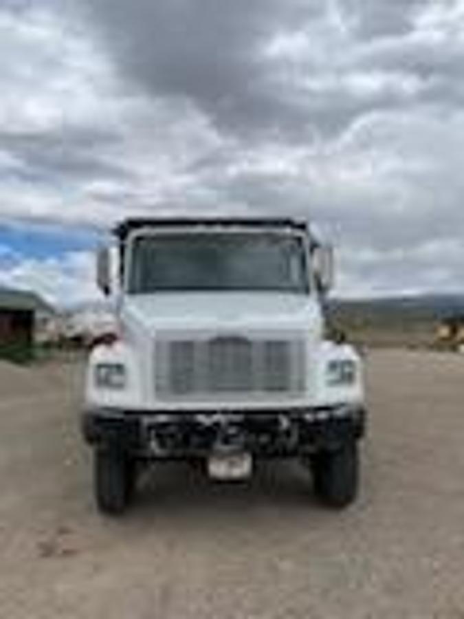 Used 2000 Freightliner FL80