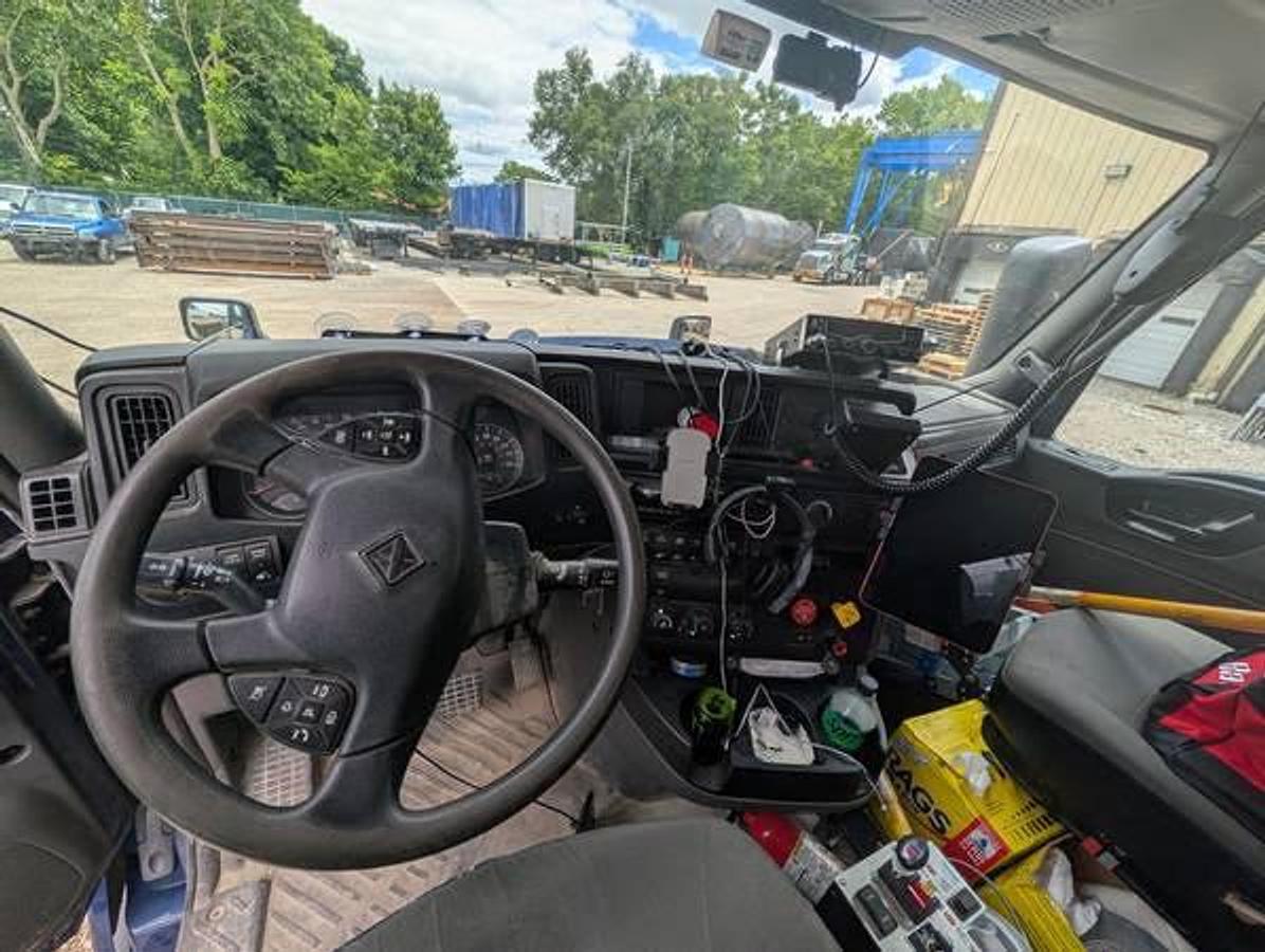 Used 2020 International LT625 Semi Truck