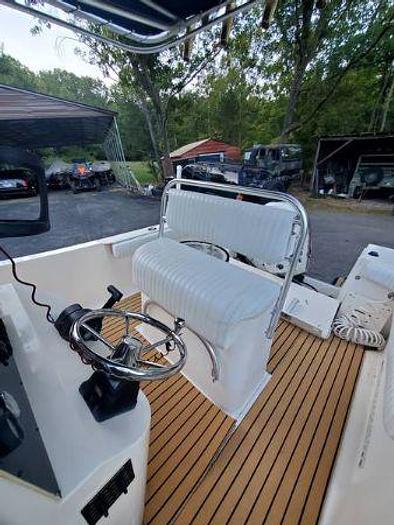 Used 2003 McKee Craft Runaway 22