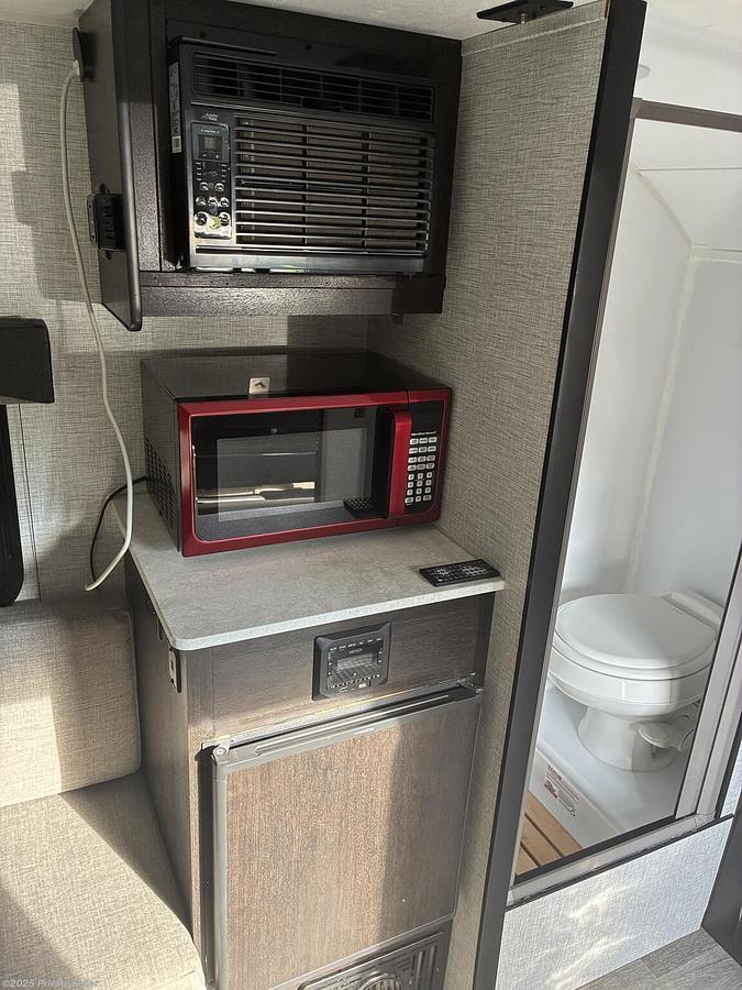 Used 2020 Braxton Creek Bushwhacker Plus Travel Trailer