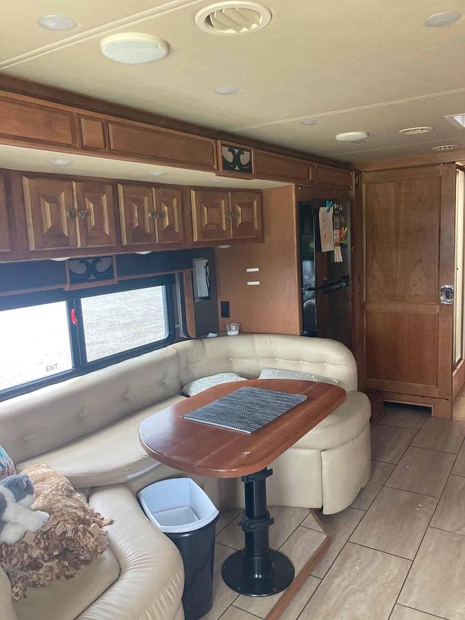 Used 2017 Tiffin Motorhomes Allegro Breeze 32BR Class A Motorhome