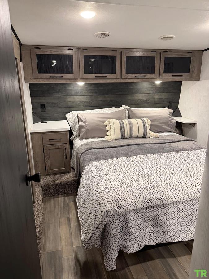 Used 2021 Heartland Gravity 3610 Fifth-Wheel Toy Hauler