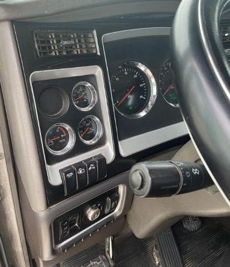 Used 2008 KENWORTH T800